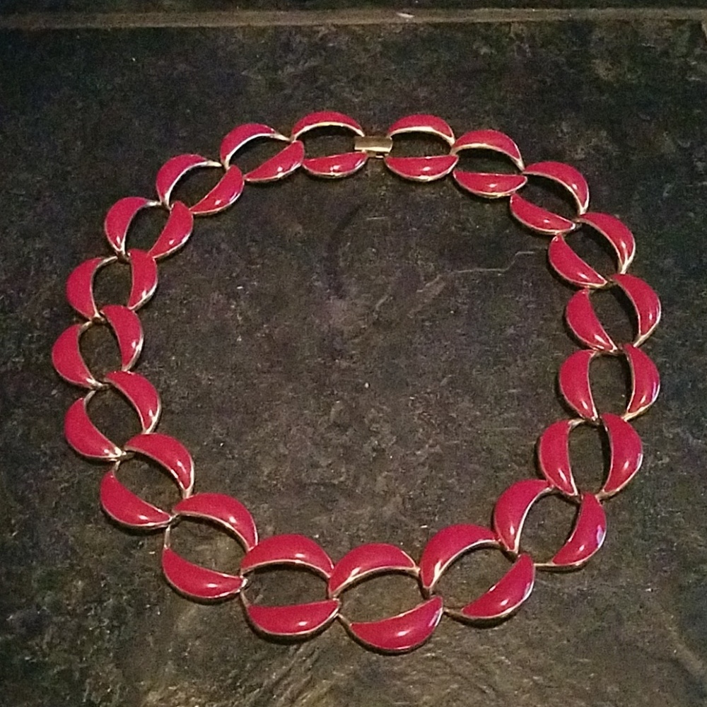 Vantage Napier necklace